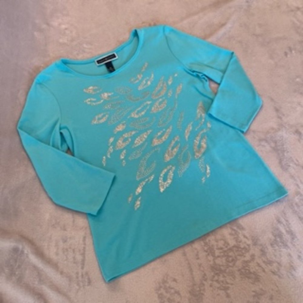 Karen Scott Women's Beaded Top Shirt Medium Blue and Silver